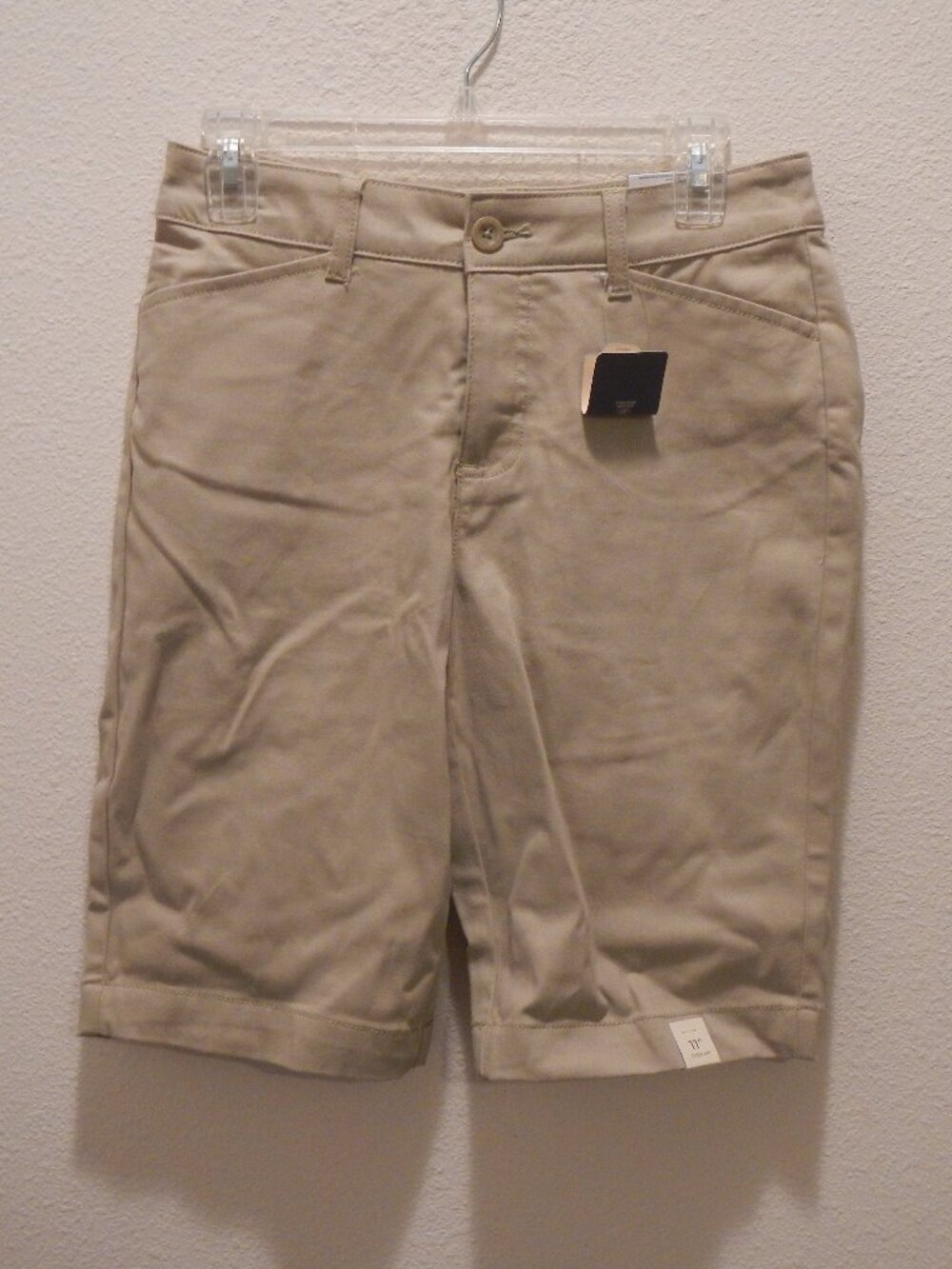 St. John's Bay Womens Bermuda Shorts Khaki Tan Mid 11" inseam Secretly Slender 4